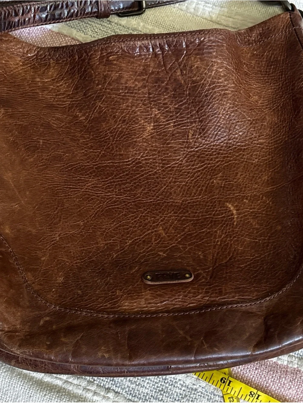 Men's Classic Brown Leather Shoulder Bag